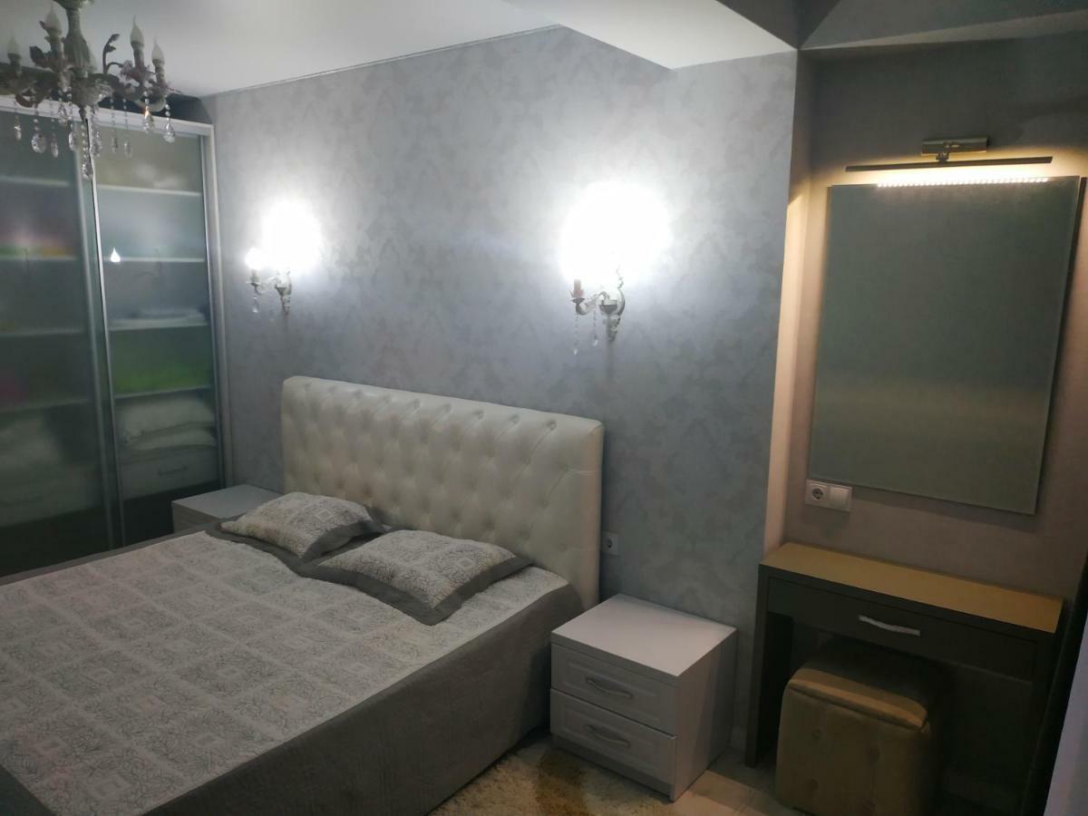 Apartament Lux Sect. Riscani Chisinau Exterior photo